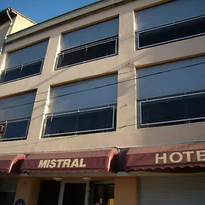 mistral-avignon.fr-provencehotel.com/